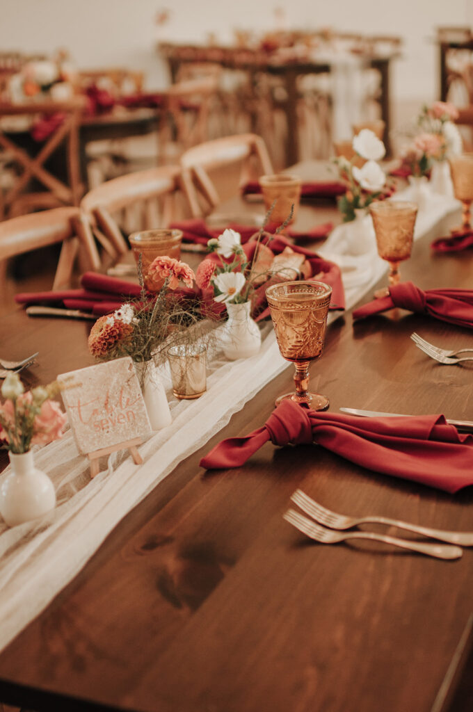 Image of table setting
