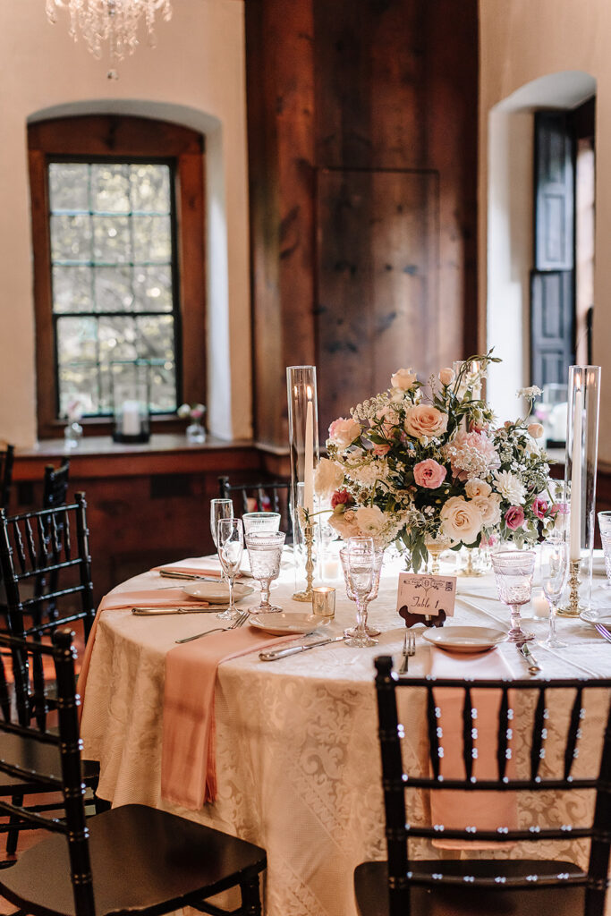 Image of wedding reception table