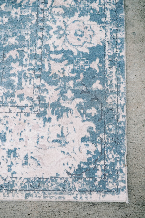 image of ash rug rental