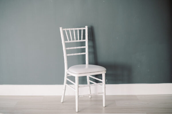 image of white chiavari chair rental