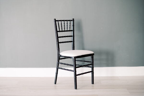 image of black chiavari chair rental