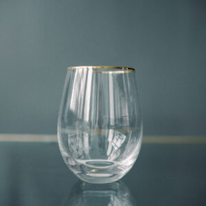 image of gold rim water goblet rental