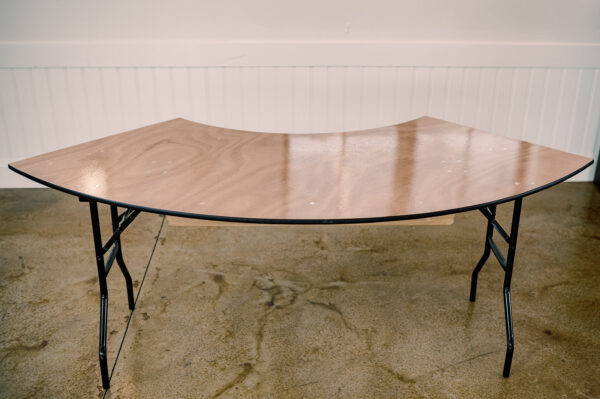 Serpentine Table Rental