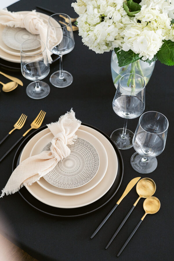 image of ebony dinnerware package