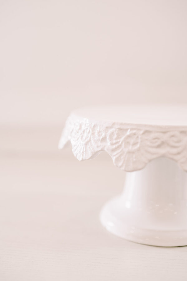 Antionette Porcelain Cake Stand Rental