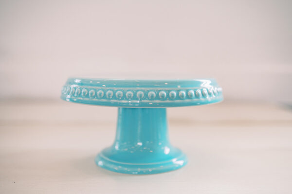 Owen Porcelain Cake Stand Rental