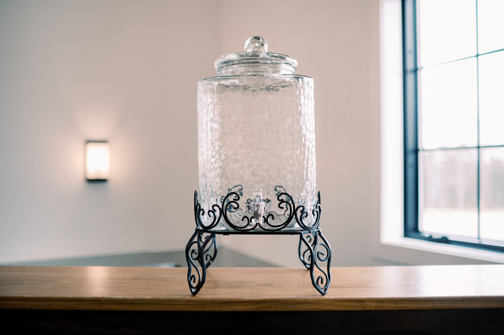 5 Gallon Drink Dispenser