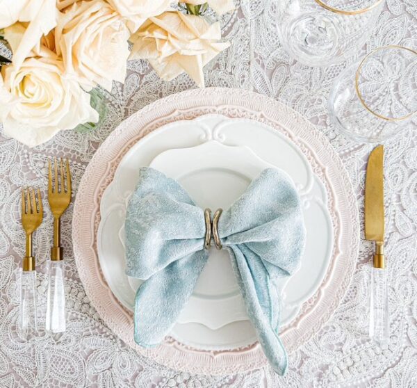 image of Eloise dinnerware package