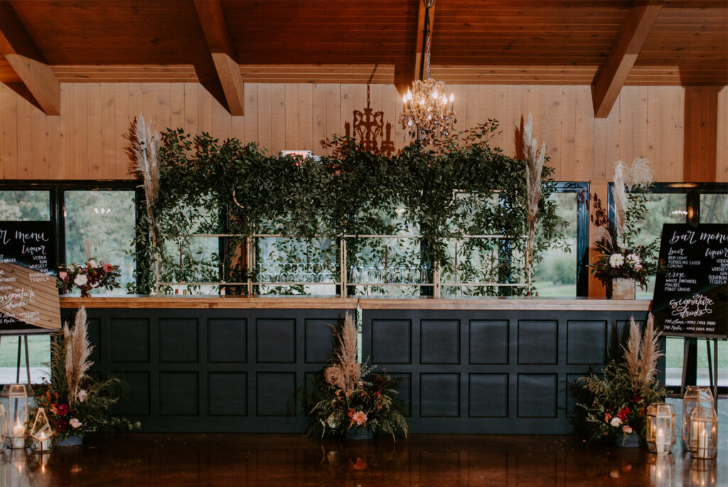 image of Everett Bar Double bar rental