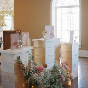 image of wood pillar display set