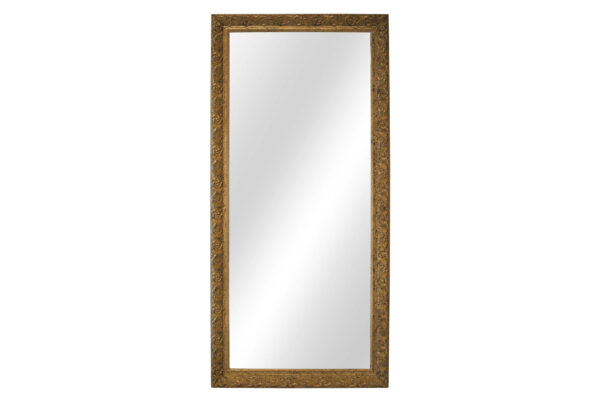 image of Kaitlyn mirror
